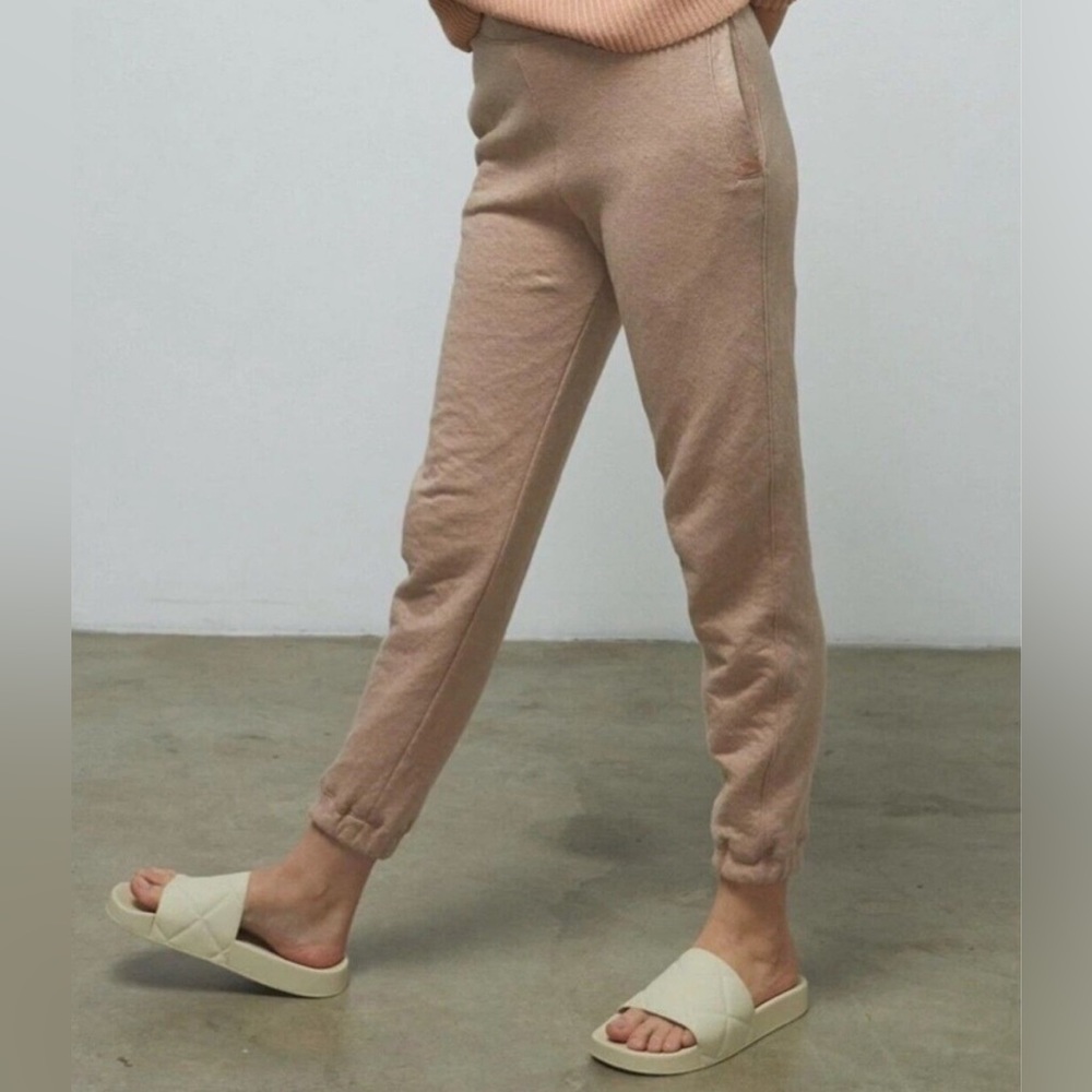 LUNYA Restore Double Faced Pant in
Otium Tan Heather- Large